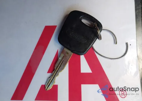 2000 Ford Mustang z USA, uszkodzony, nr VIN 1FAFP4041YF108979